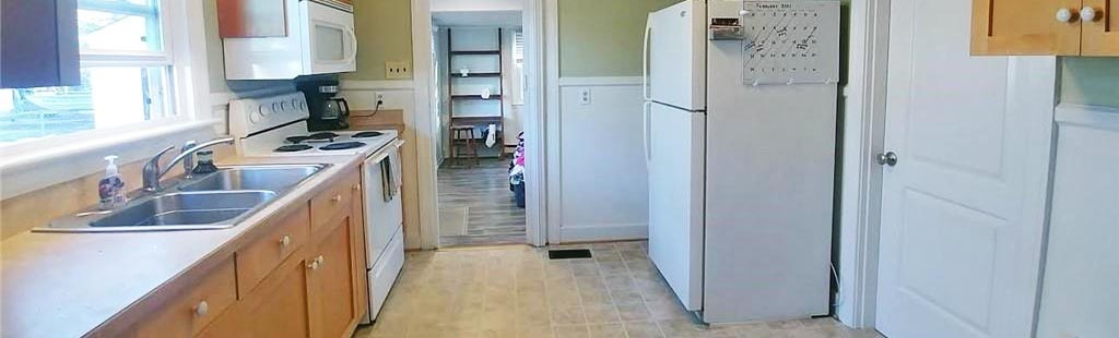 Kitchen of property located at 4011 South Street, Portsmouth, Virginia 23707