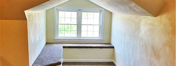 One of the bedrooms in the property located at 901 E Indian River Road, Norfolk, VA 23523