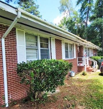 Claustrophobic picture of the front of property located at 3240 Pruden Boulevard, Suffolk, VA 23434