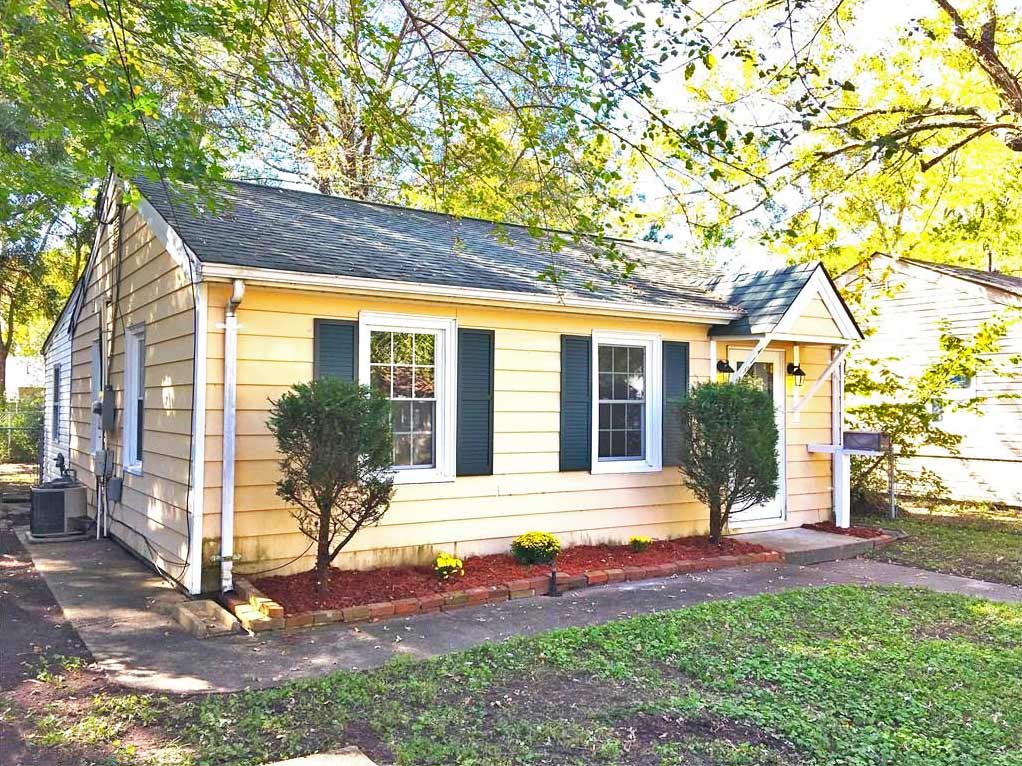 Front of property located at 419 Smiley Road, Hampton, VA 23663