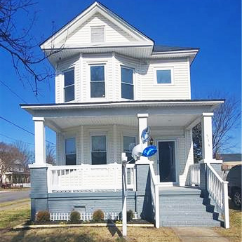 Low resolution photo of front of property located at 534 W 28th Street, Norfolk, Virginia 23508