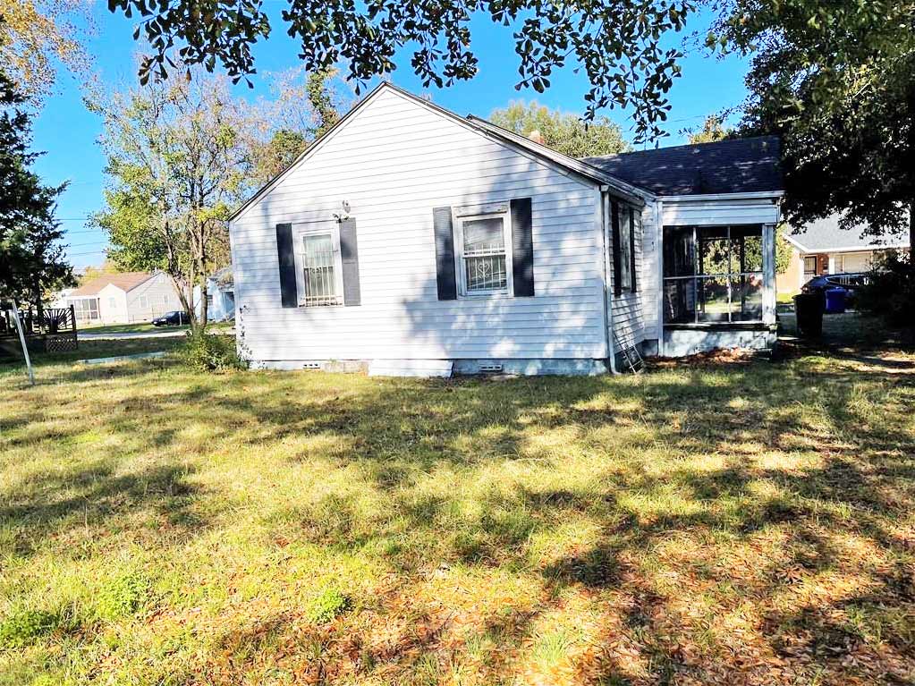 Outside of property located at 209 Cherokee Road, Portsmouth, Virginia 23701