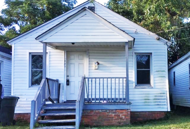 Front of property located at 839 21st Street, Newport News, VA 23607